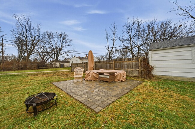 3429 Karl Rd in Columbus, OH - Building Photo - Building Photo