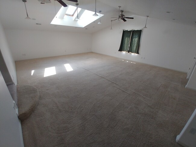 936 Meadowbrook Dr in Logan, UT - Building Photo - Building Photo