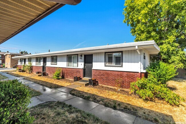 927 W 1100 N in Salt Lake City, UT - Building Photo - Building Photo