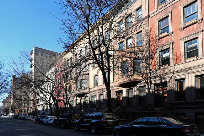 47 W 89th St in New York, NY - Building Photo - Building Photo