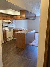 1289 Island Bay Dr in Columbus, OH - Building Photo - Building Photo