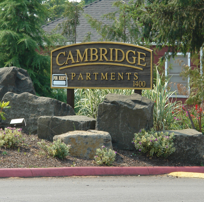 Cambridge Apartments in Philomath, OR - Foto de edificio - Building Photo