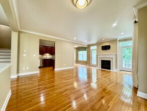 14 Park Pl Cir in West Hartford, CT - Building Photo - Building Photo