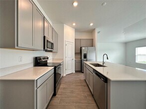 309 Loch Ct in Davenport, FL - Building Photo - Building Photo