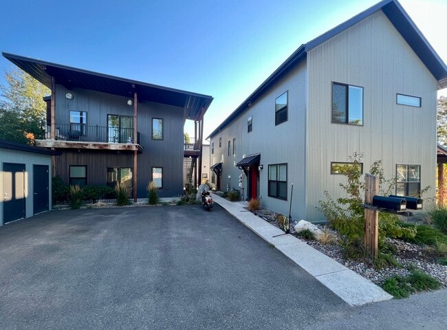 property at 1270 S Grant St