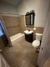 7132 S Ingleside Ave in Chicago, IL - Building Photo - Building Photo