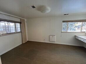 6555 W 10th Pl, Unit Walkout Basement in Lakewood, CO - Building Photo - Building Photo
