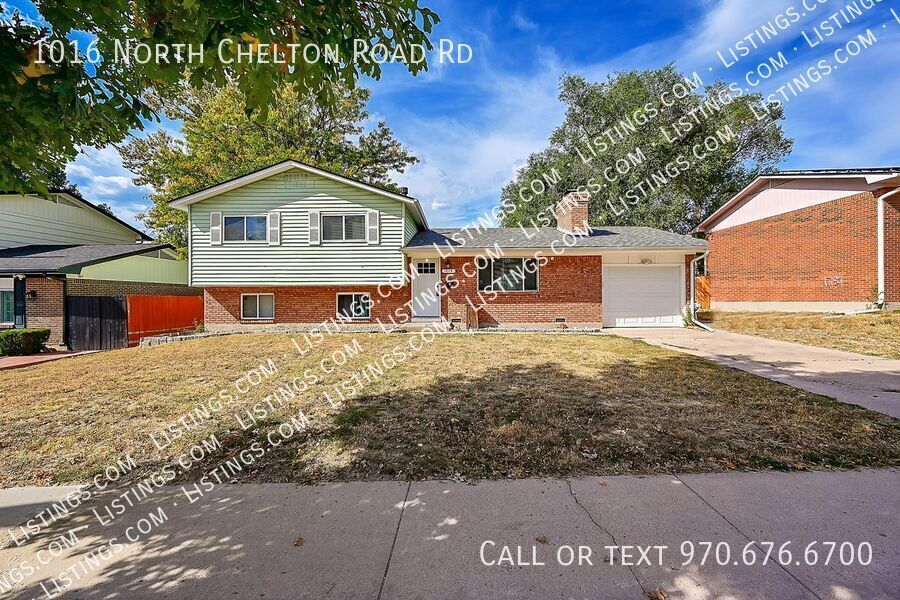 1016 N Chelton Rd in Colorado Springs, CO - Building Photo