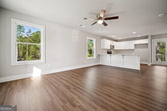 6325 Crystal Cove Trail in Gainesville, GA - Building Photo - Building Photo