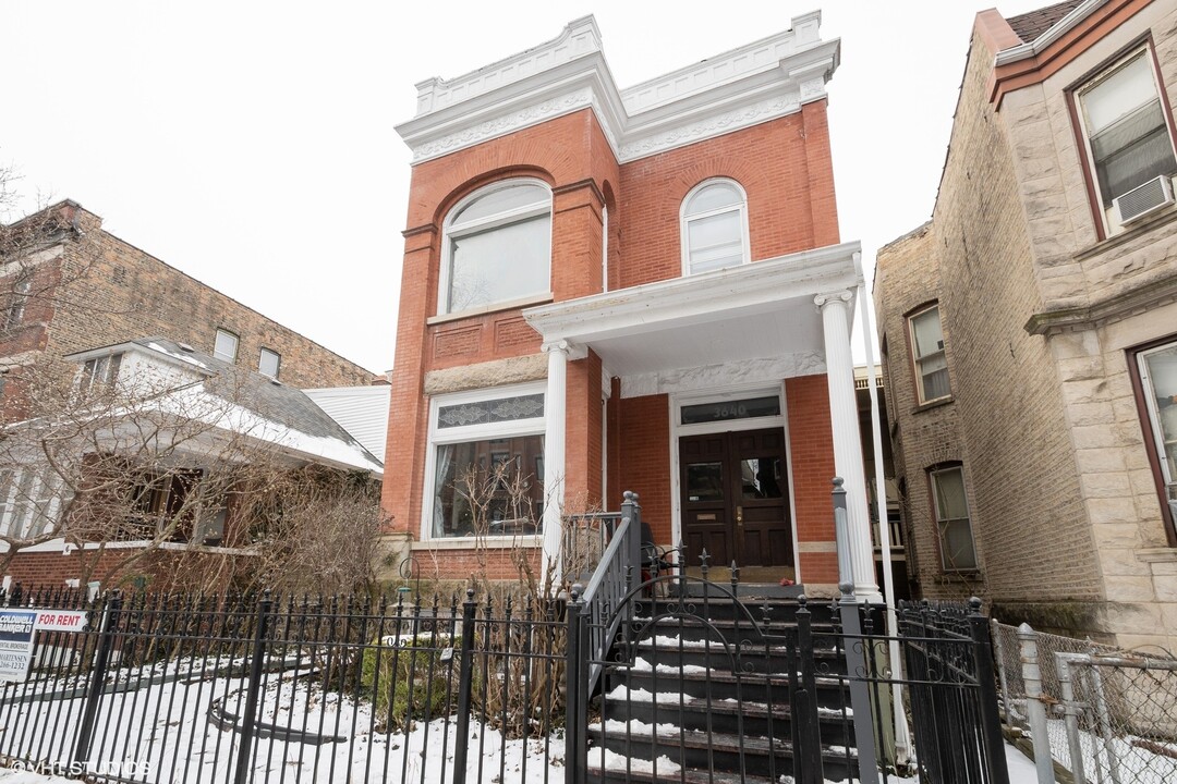 3640 N Wilton Ave in Chicago, IL - Building Photo