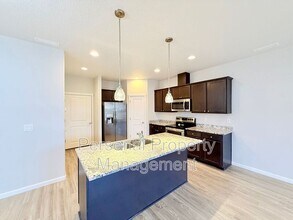 5840 NE 56th Pl in Vancouver, WA - Building Photo - Building Photo