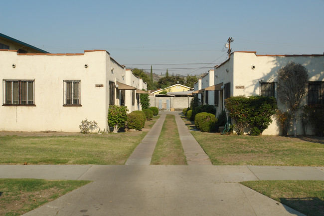 2919-2923 Gracia St in Los Angeles, CA - Building Photo - Building Photo