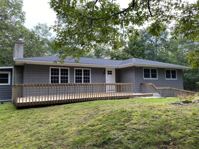 property at 422 Stanford Rd