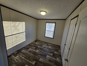 15 Golfview Ct in North Liberty, IA - Building Photo - Building Photo