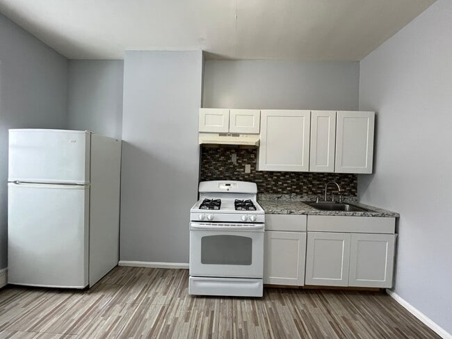 134 Wilkinson Ave, Unit 1