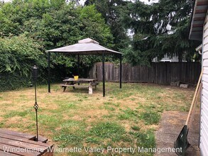 444 NW 17th St in Corvallis, OR - Building Photo - Building Photo