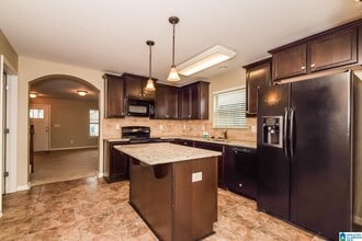 9321 Hoffman Pl in Warrior, AL - Foto de edificio - Building Photo