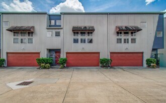 3210 Yellowstone Park Dr in Houston, TX - Building Photo