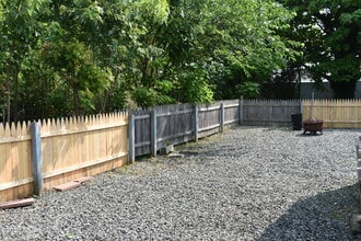 8 Lake Superior Dr in Little Egg Harbor Township, NJ - Building Photo - Building Photo