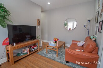 4543 N Albany Ave in Chicago, IL - Building Photo - Building Photo