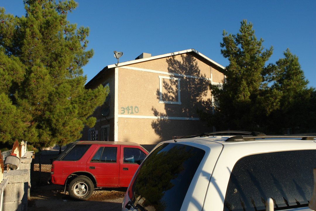 3710 Nicholas Dr in Las Vegas, NV - Building Photo