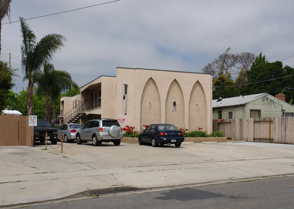 2736 Figueroa Blvd in San Diego, CA - Building Photo