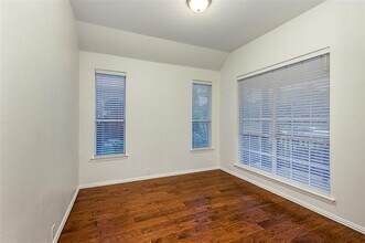 592 Burning Oak Dr in Frisco, TX - Building Photo - Building Photo