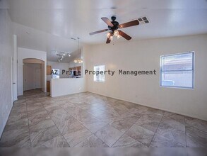 30365 W Catalina Dr in Buckeye, AZ - Building Photo - Building Photo