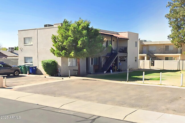 property at 960 N Jay St