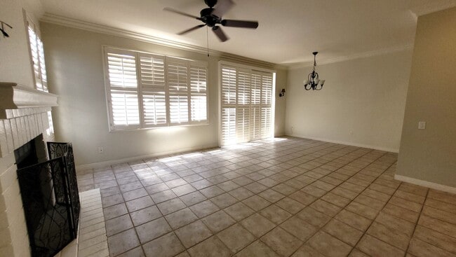 13350 Tiverton Rd in San Diego, CA - Building Photo - Building Photo