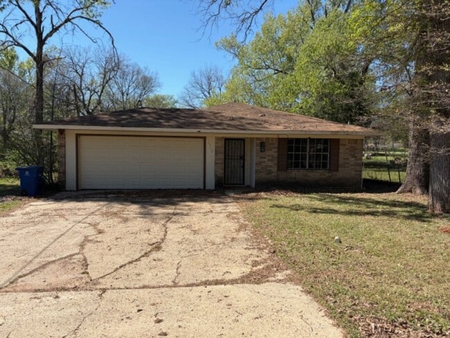 property at 1710 Joe Louis Blvd