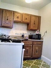 349 Pleasant St in Malden, MA - Building Photo - Building Photo