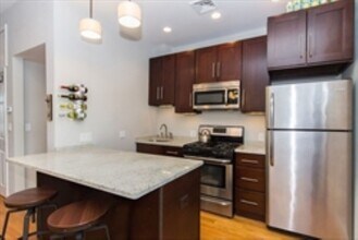 100 Old Harbor St, Unit 1 in Boston, MA - Building Photo - Building Photo