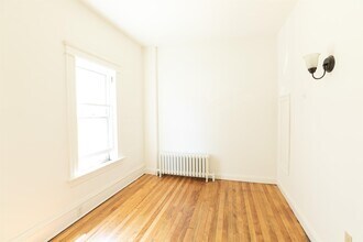 7 Fletcher Pl in Burlington, VT - Building Photo - Building Photo