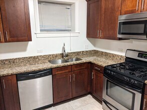 800 Brummel St in Evanston, IL - Building Photo - Building Photo