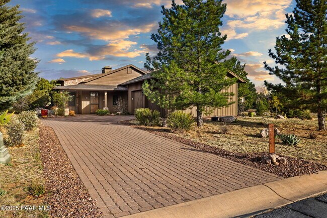 5653 W Johnny Mullins Dr in Prescott, AZ - Building Photo - Building Photo