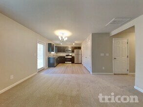 572 Lakerun Dr in Bunnlevel, NC - Building Photo - Building Photo