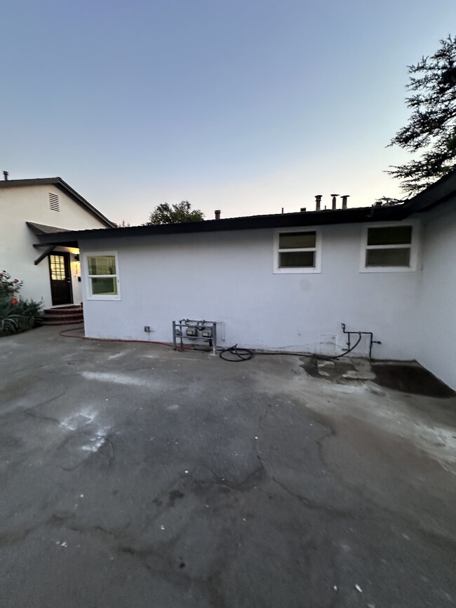 314 S Santa Anita Ave in Pasadena, CA - Building Photo - Building Photo