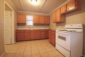 803 Penn St in Brownwood, TX - Building Photo - Building Photo