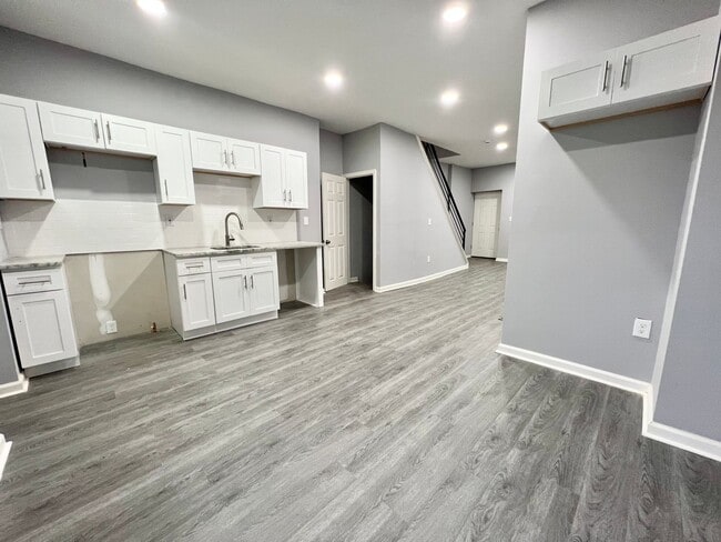 1018 S Frazier St in Philadelphia, PA - Building Photo - Building Photo