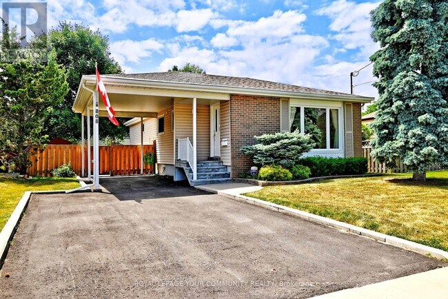 property at 808 Batory Ave