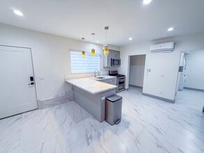 27001 Calle Juanita, Unit B in Dana Point, CA - Building Photo - Building Photo