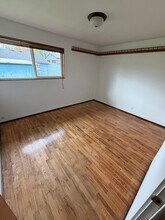 1135 Laurel Ave in Springfield, OR - Building Photo - Building Photo