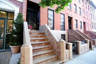 347 Union St in Brooklyn, NY - Building Photo - Building Photo