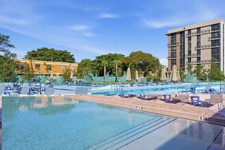 Culmer Place in Miami, FL - Foto de edificio - Building Photo