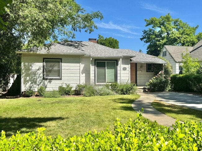 548 W 4th Ave in Chico, CA - Building Photo - Building Photo