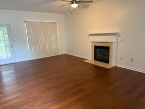 1132 Cliftwood Dr in Riverdale, GA - Building Photo - Building Photo