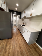 14711 Sylvan St in Los Angeles, CA - Building Photo - Building Photo