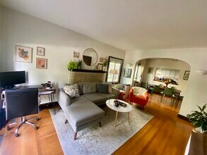 3514 Mooney Ave, Unit #2 in Cincinnati, OH - Building Photo - Building Photo