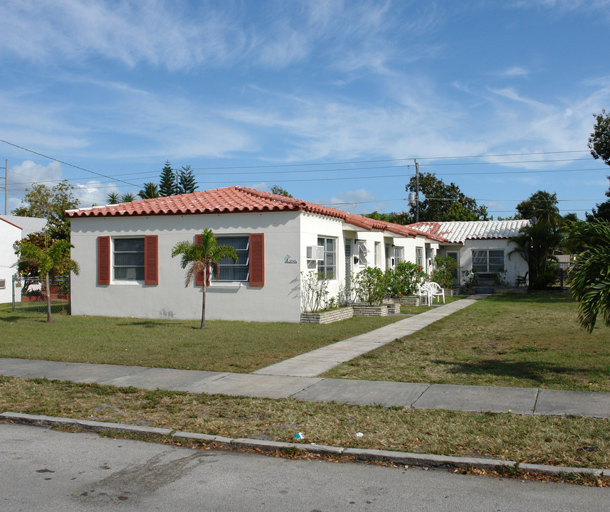 2015 Funston St in Hollywood, FL - Building Photo